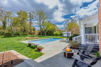Privacy abounds at this timeless 5 bedroom, 3.5 bath colonial - photo 30