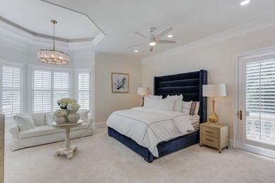 COMPLETELY RENOVATED LUXURY ESTATE / SHOWROOM CONDITION / - photo 35