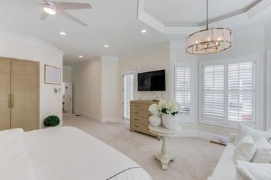 COMPLETELY RENOVATED LUXURY ESTATE / SHOWROOM CONDITION / - photo 37