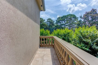 COMPLETELY RENOVATED LUXURY ESTATE / SHOWROOM CONDITION / - photo 38