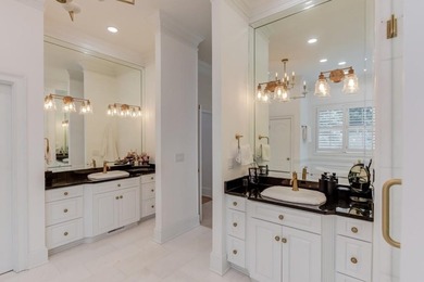 COMPLETELY RENOVATED LUXURY ESTATE / SHOWROOM CONDITION / - photo 39