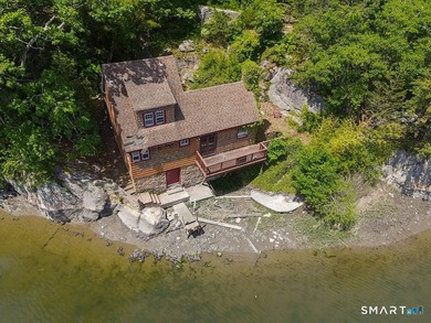 Attention Investors, contractors, builders and visionaries! Rare - photo 1