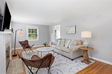 Welcome to 224 Warren Avenue, a beautifully maintained Colonial - photo 8