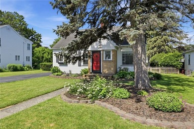 Welcome to 499 Shelford Road, a charming and character-filled - photo 3