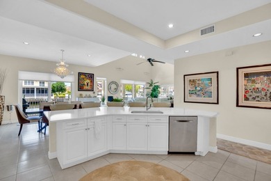 Fabulous waterfront home in coveted Harbor Island GH. Soaring - photo 13
