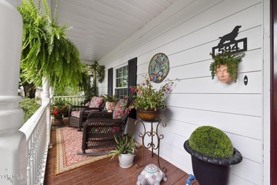Welcome to this beautifully preserved Tennessee farmhouse - photo 15