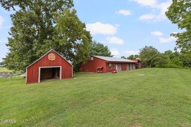 Welcome to this beautifully preserved Tennessee farmhouse - photo 20