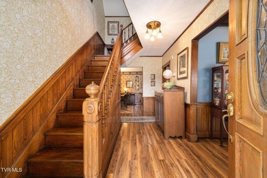 Welcome to this beautifully preserved Tennessee farmhouse - photo 21