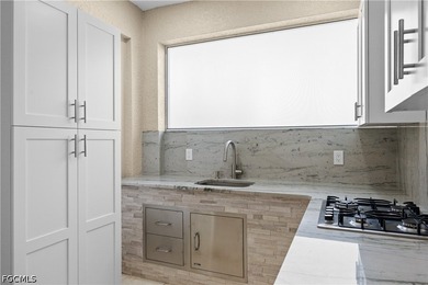 Location, Location, Location! This beautifully maintained 2,245 - photo 45