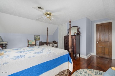 Welcome to this beautifully preserved Tennessee farmhouse - photo 46