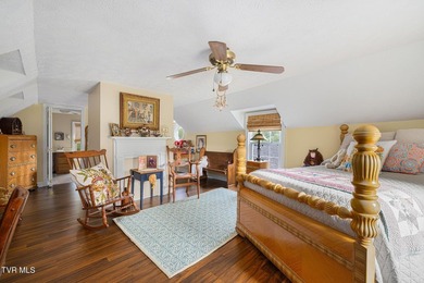 Welcome to this beautifully preserved Tennessee farmhouse - photo 49