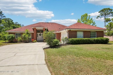 Lake Home Sale Pending in Fleming Island, Florida