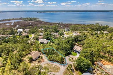 Wooded cul-de-sac lot on Innerarity Island offering the ideal - photo 1
