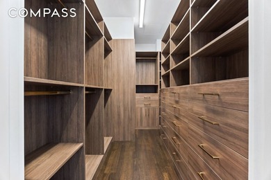 *Experience the height of luxury in Residence 36D, a - photo 11