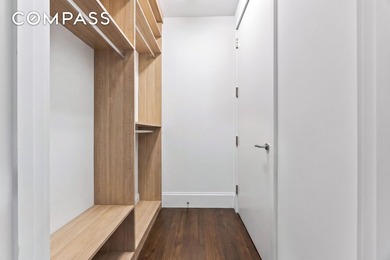 *Experience the height of luxury in Residence 36D, a - photo 16