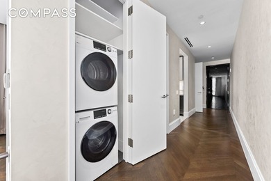 *Experience the height of luxury in Residence 36D, a - photo 18