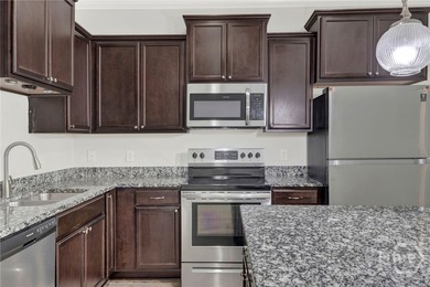 Welcome to 163 Horizon Lane, a beautifully refreshed end-unit - photo 22