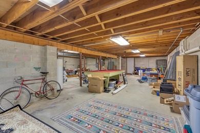 Step into this stunning 4-bedroom, 3-bathroom home offering over - photo 24