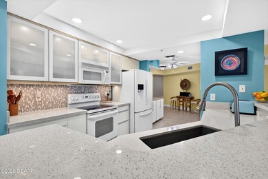 THIS IS THE ONE! A direct oceanfront end-unit residence where - photo 33