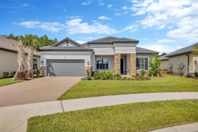 Lake Home For Sale in Wesley Chapel, Florida