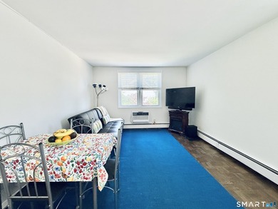 Downtown Living, Simplified & Smart: Turnkey Corner Condo at 140 - photo 4