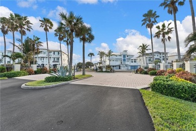 Last vacant lot in the Pelican Pointe Community. Deeded boat - photo 11