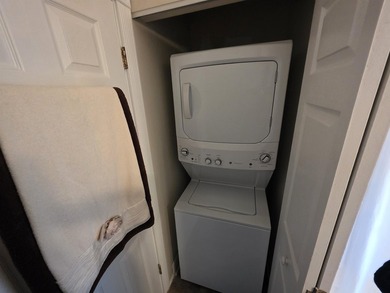This lovely condo offers one bedroom, one full bath and is - photo 23