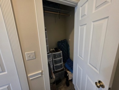 This lovely condo offers one bedroom, one full bath and is - photo 24