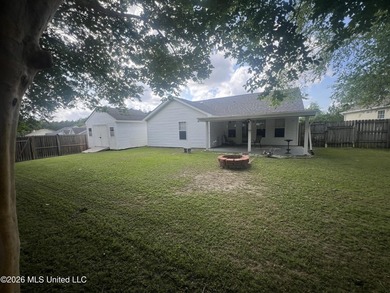 Just listed: a well-maintained, move-in-ready home on a large - photo 27