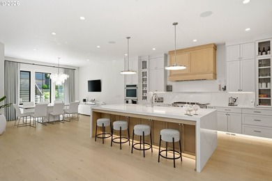 Built in 2024, this custom luxury estate in Lake Oswego's - photo 5