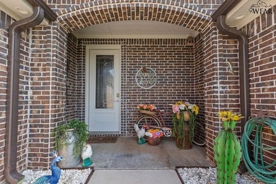 Home is priced below CAD value. Beautiful three bedroom, 2 bath - photo 2