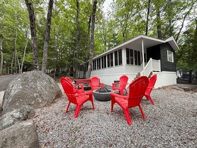 Check out this new Blue Road listing! New large sunroom Newly - photo 3