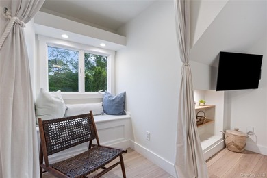 This beautiful and expansive 2,500 sqft 3 bedroom, 3 bath Farm - photo 42