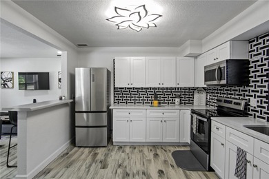 Great opportunity for this duplex in a prime location.
The - photo 8