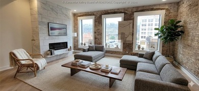 UPSCALE CONDO IN DOWNTOWN CHARLESTON: This 2-bedroom 2-bath - photo 1