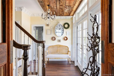 Elegant Montauk Retreat With Sunset Water Views. Privately set - photo 5