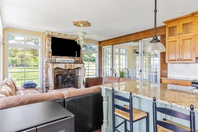 Elegant Montauk Retreat With Sunset Water Views. Privately set - photo 9