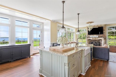 Elegant Montauk Retreat With Sunset Water Views. Privately set - photo 10