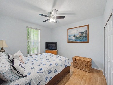 Welcome to this beautifully updated 4-bedroom, 2.5-bath pool - photo 30