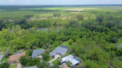 Welcome to this beautifully updated 4-bedroom, 2.5-bath pool - photo 45