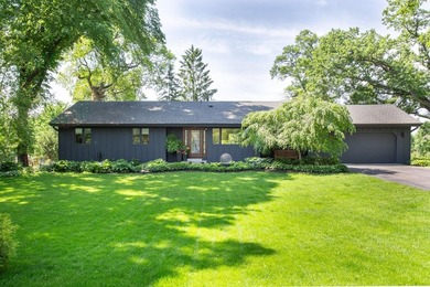 A stunning mid-century home where exceptional design, modern - photo 1