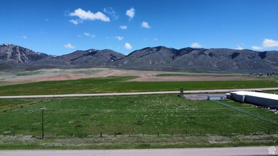 2.5 acres with lots of possibilities. Year round access from - photo 4