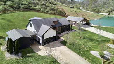 This exceptional 22-acre property blends luxury, craftsmanship - photo 2