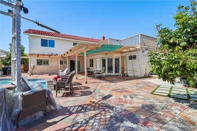Great 2 story luxury home located in a well established - photo 16