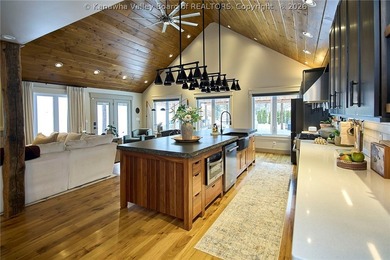This exceptional 22-acre property blends luxury, craftsmanship - photo 10