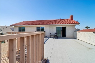 Great 2 story luxury home located in a well established - photo 24