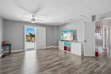 Great 2 story luxury home located in a well established - photo 34