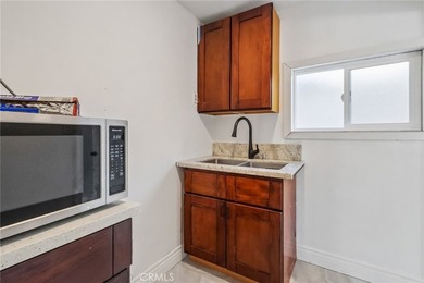 Great 2 story luxury home located in a well established - photo 43