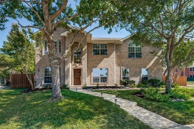 (private lake, pond, creek) Home For Sale in Murphy Texas