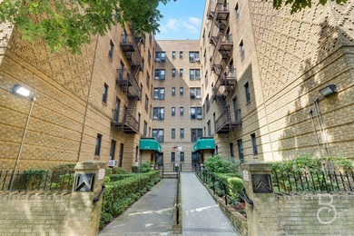 Welcome to this sun-filled one-bedroom co-op nestled in the - photo 11